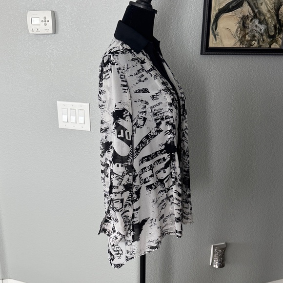 Black and White Blouse!!! - Picture 4 of 5